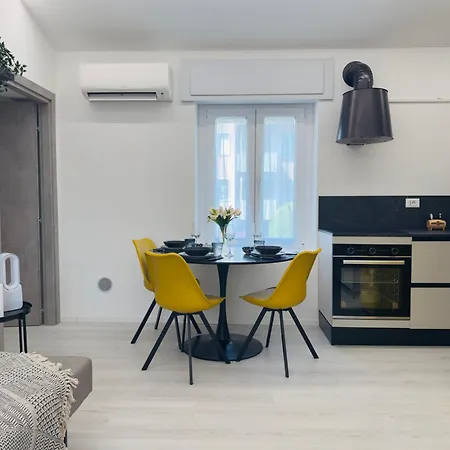 Francy's House - Modern - *